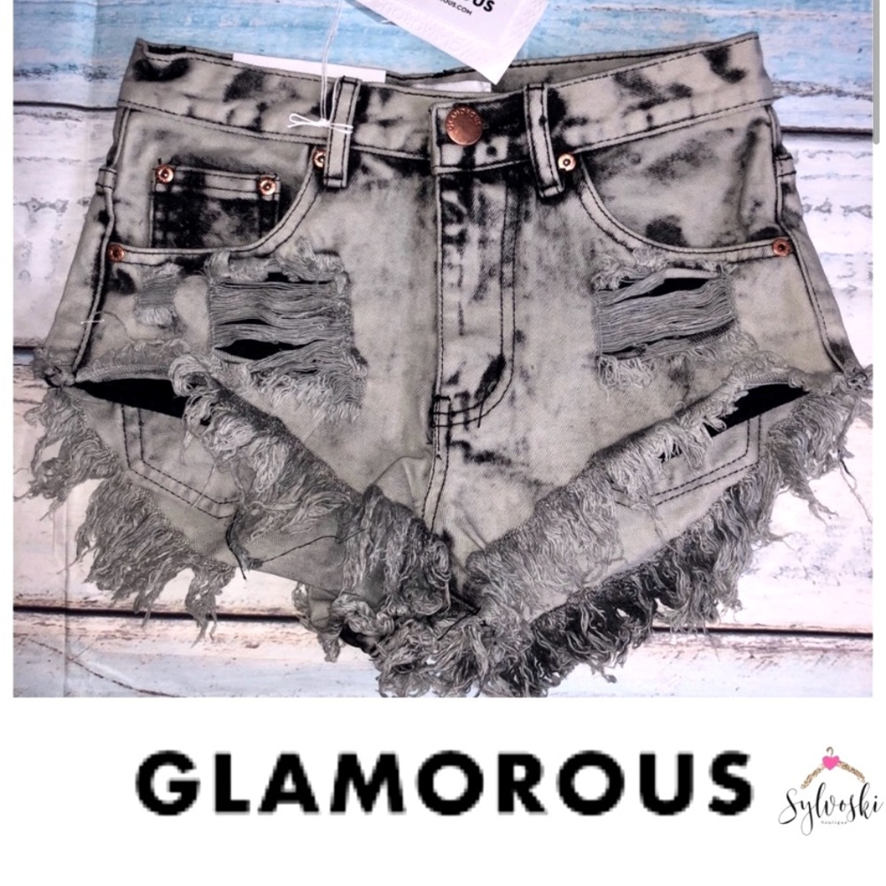 🆕 Glamorous Vintage High Rise Denim Short